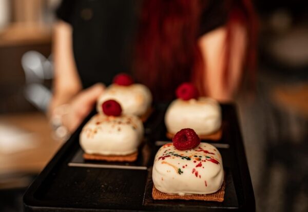 Cukrář/ cukrářka (25.000 – 30.000)